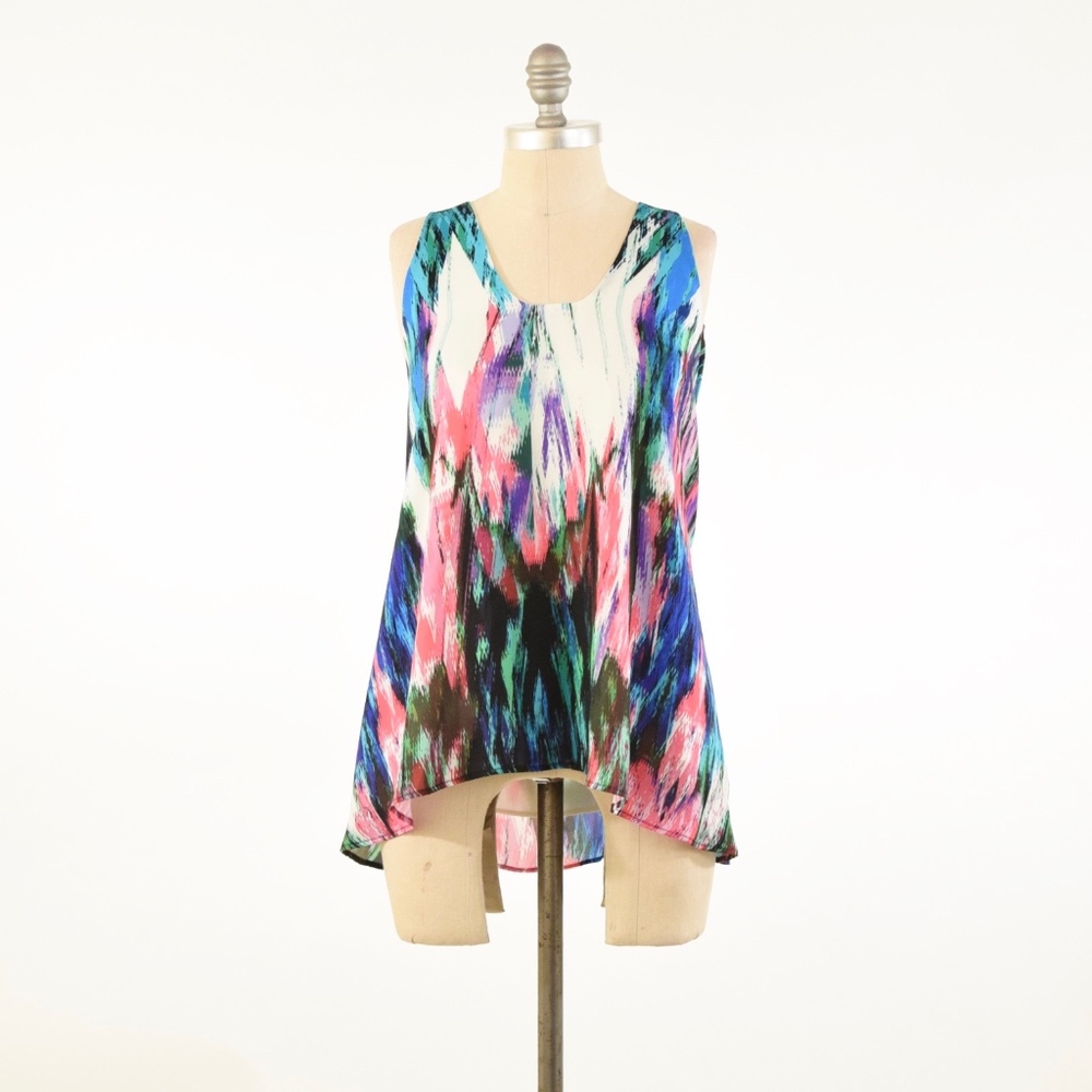 Askari Colorful Open-Back Hi/Low Hem Tank